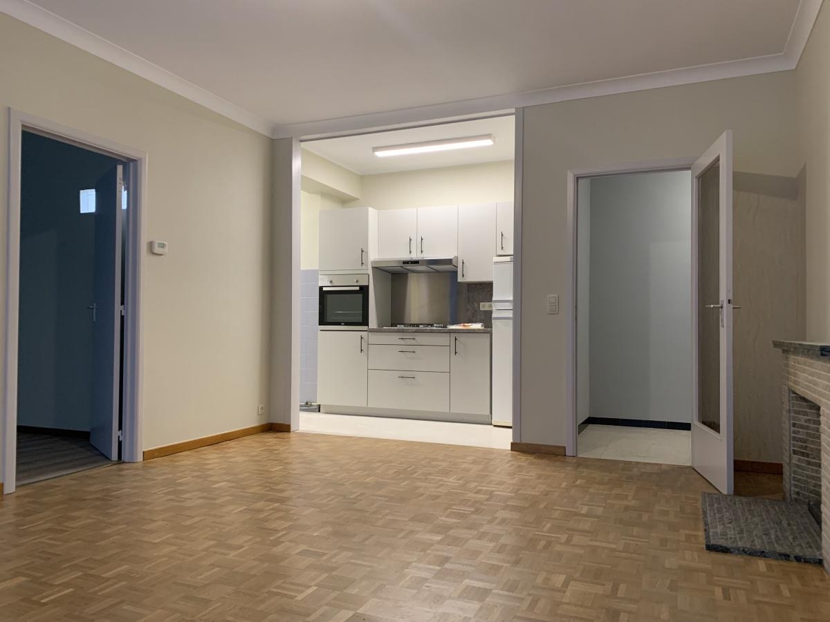 Appartement à  à Mons 7000 650.00€ 2 chambres 77.00m² - annonce 2995