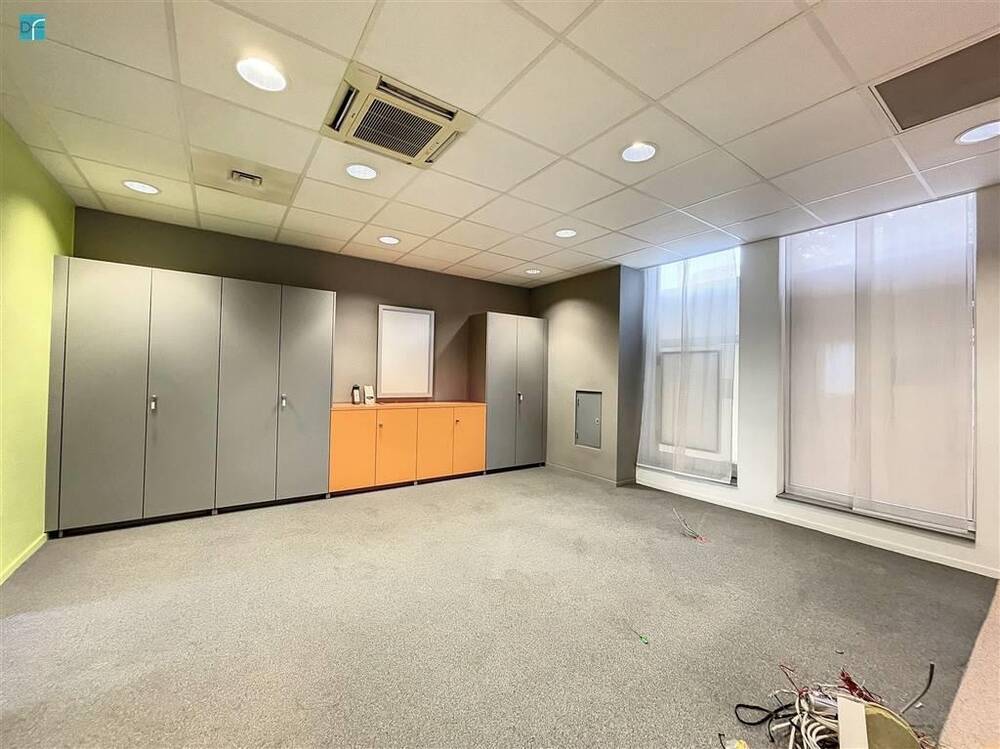 Commerce à louer à Châtelineau 6200 1500.00€  chambres 118.00m² - annonce 15030