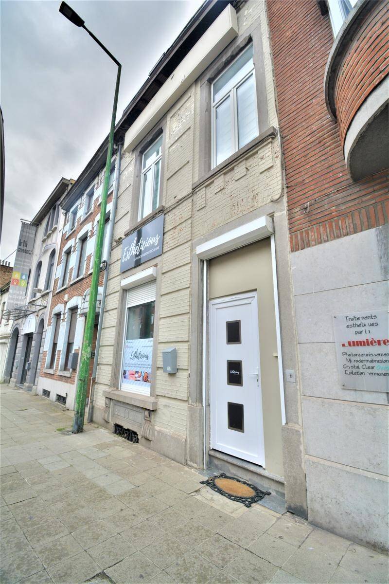 Immeuble mixte à vendre à Charleroi 6000 249999.00€ 4 chambres 290.00m² - annonce 19084