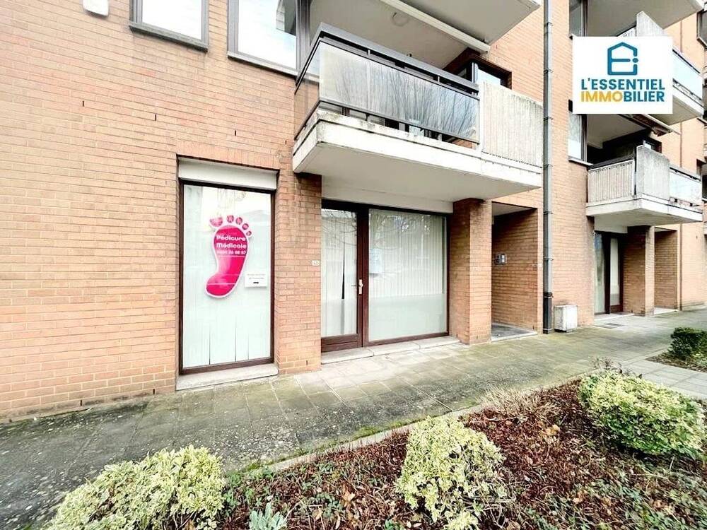 Commerce à louer à Charleroi 6000 450.00€  chambres m² - annonce 36204