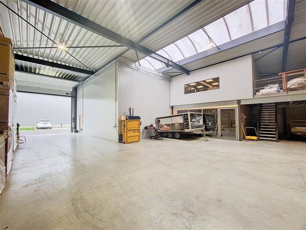 Commerce à vendre à Dottignies 7711 549000.00€  chambres 640.00m² - annonce 47624