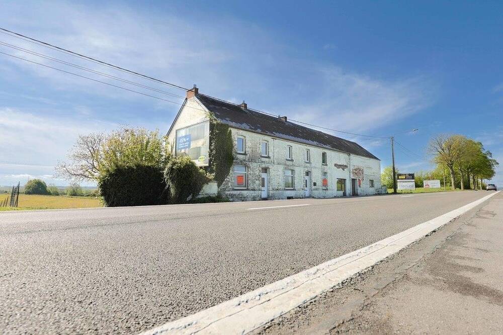 Bungalow à vendre à Thuillies 6536 215000.00€ 3 chambres 300.00m² - annonce 65635