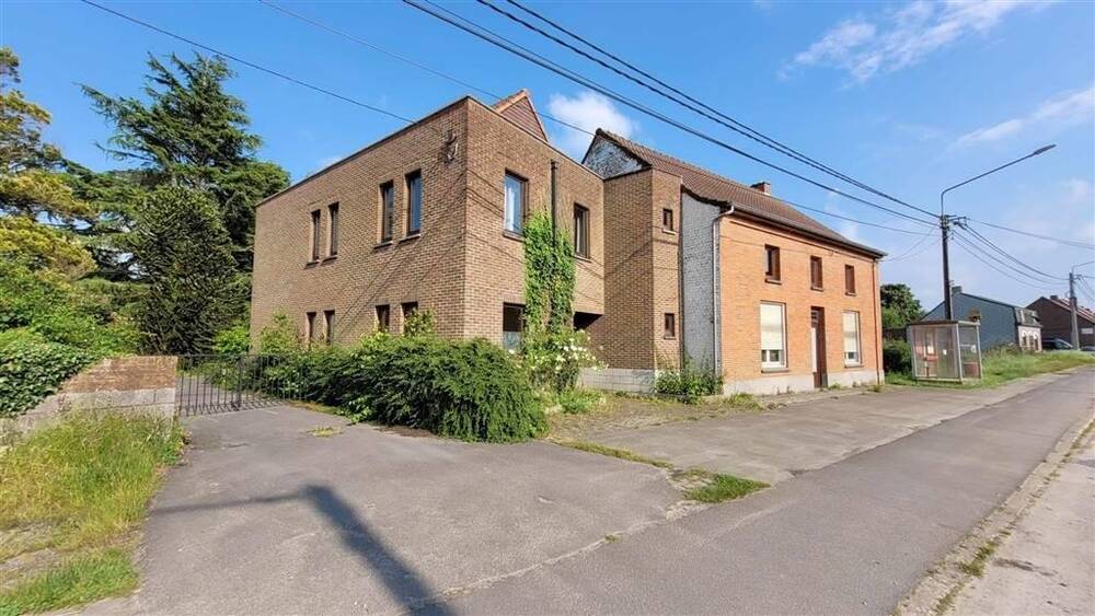 Maison à vendre à Hérinnes-lez-Pecq 7742 295000.00€ 7 chambres 337.00m² - annonce 127694