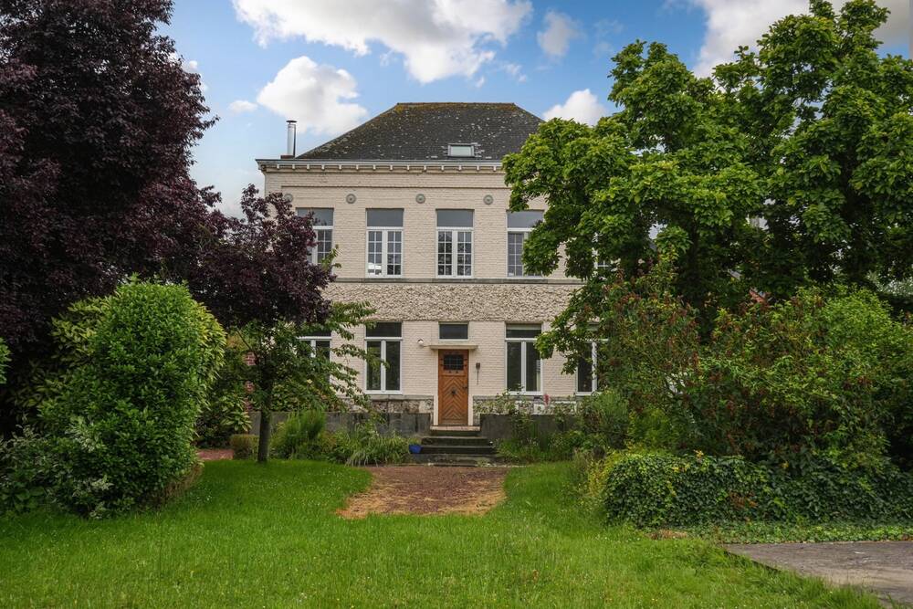 Maison à vendre à Mourcourt 7543 425000.00€ 5 chambres 328.00m² - annonce 127153