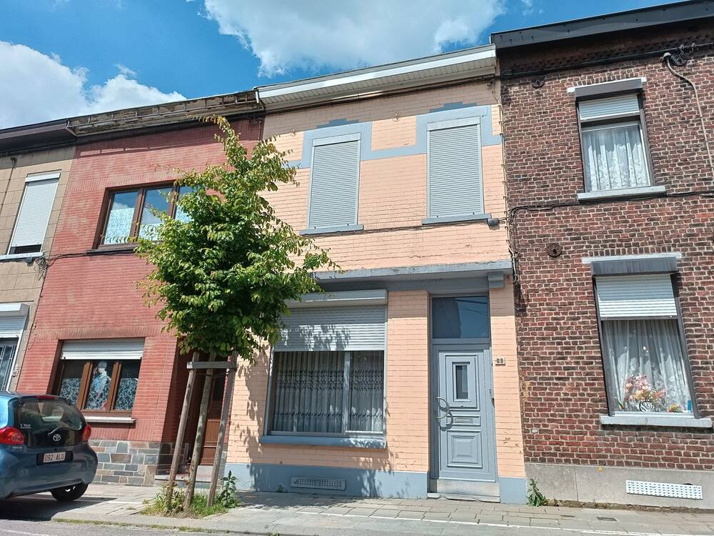 Maison à vendre à La Louvière 7100 140000.00€ 3 chambres 140.00m² - annonce 134235