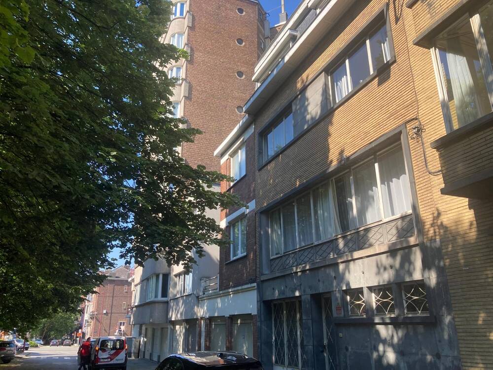 Maison à vendre à Charleroi 6000 230000.00€ 5 chambres 216.00m² - annonce 135009