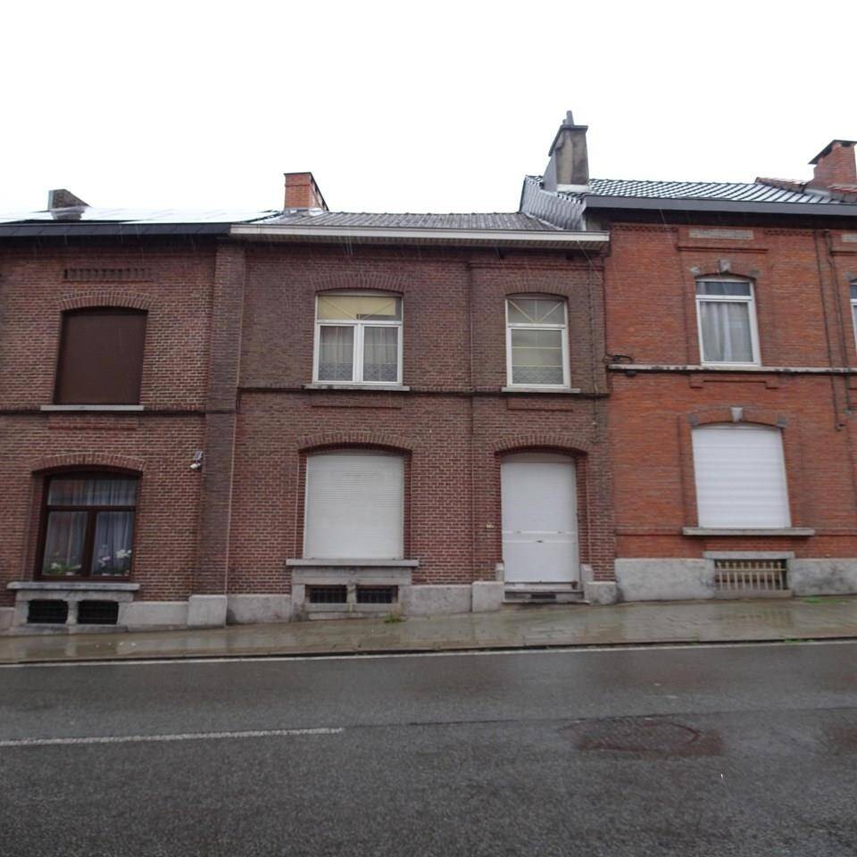 Maison à vendre à Charleroi 6000 145000.00€ 4 chambres m² - annonce 136550