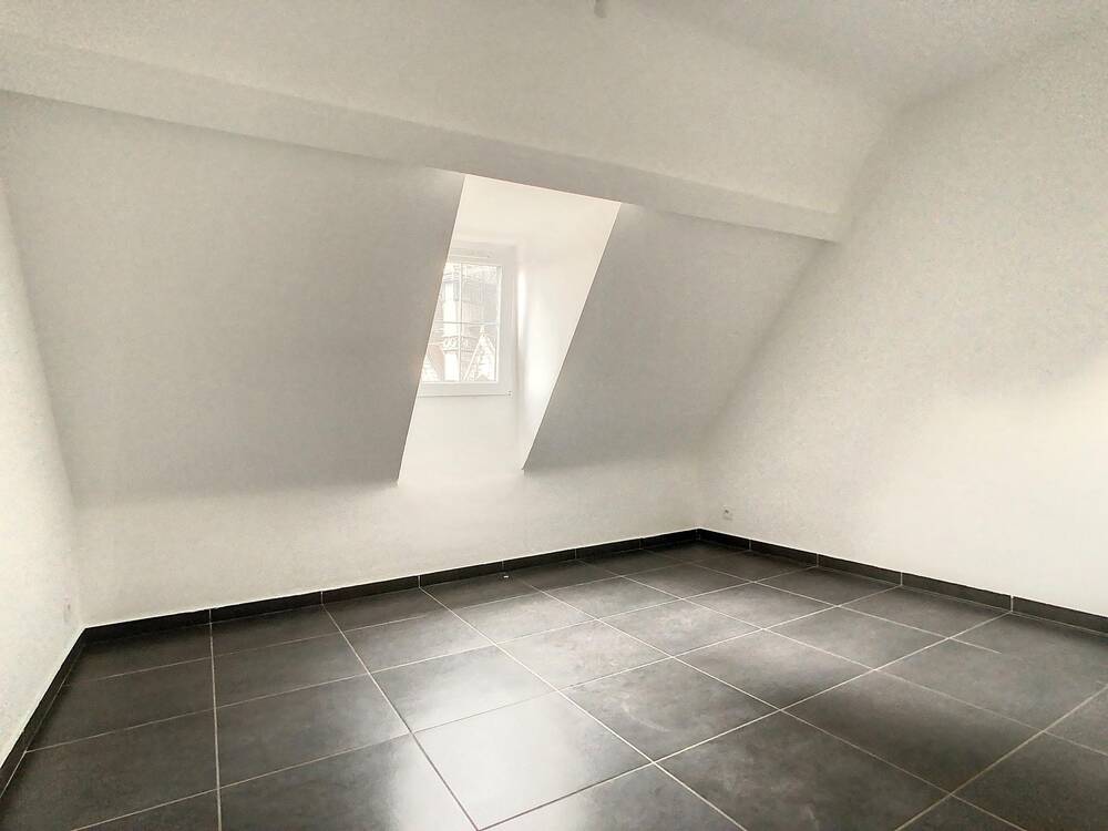 Appartement à vendre à Tournai 7500 124000.00€ 2 chambres 69.00m² - annonce 136229