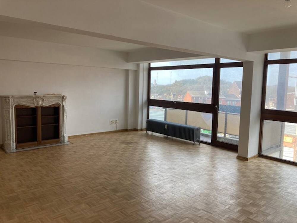 Appartement à vendre à Charleroi 6000 115000.00€ 2 chambres 109.00m² - annonce 141281