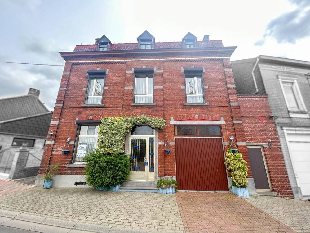 Maison à vendre à Trazegnies 6183 165000.00€ 4 chambres 195.00m² - annonce 158057