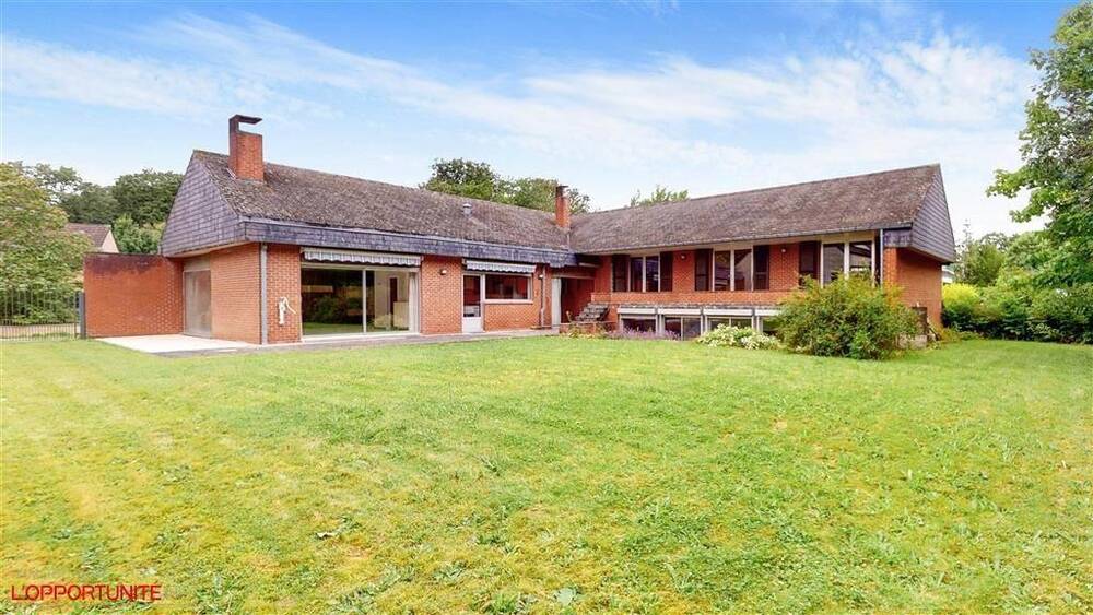 Villa à vendre à Montigny-le-Tilleul 6110 499000.00€ 4 chambres 210.00m² - annonce 162415