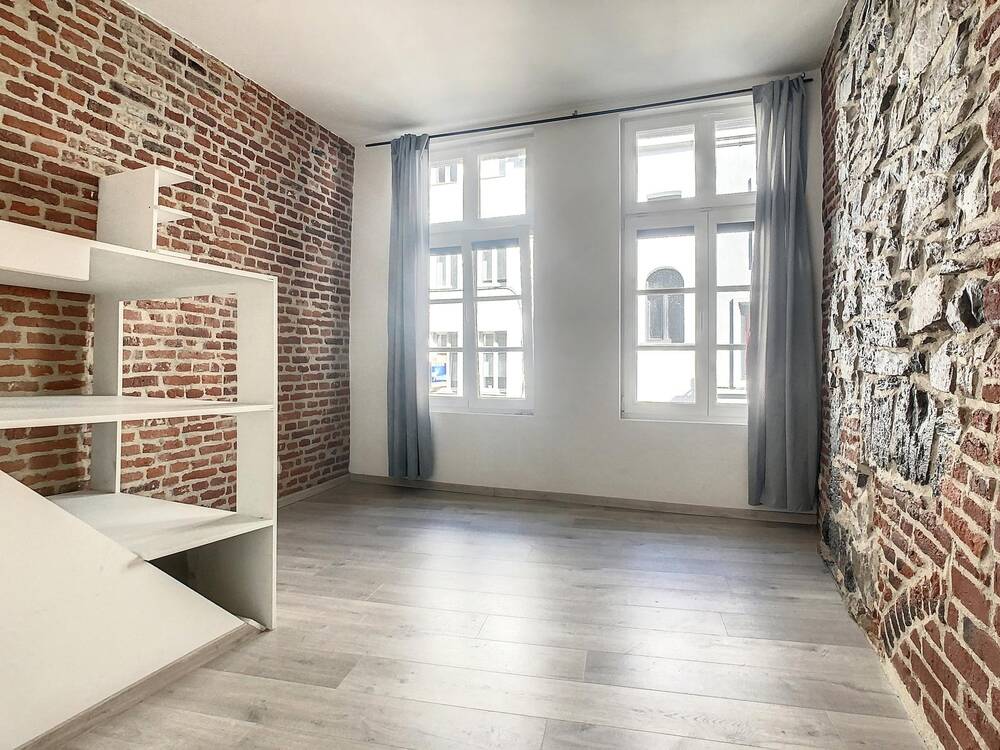 Appartement à louer à Tournai 7500 300.00€ 1 chambres m² - annonce 163337