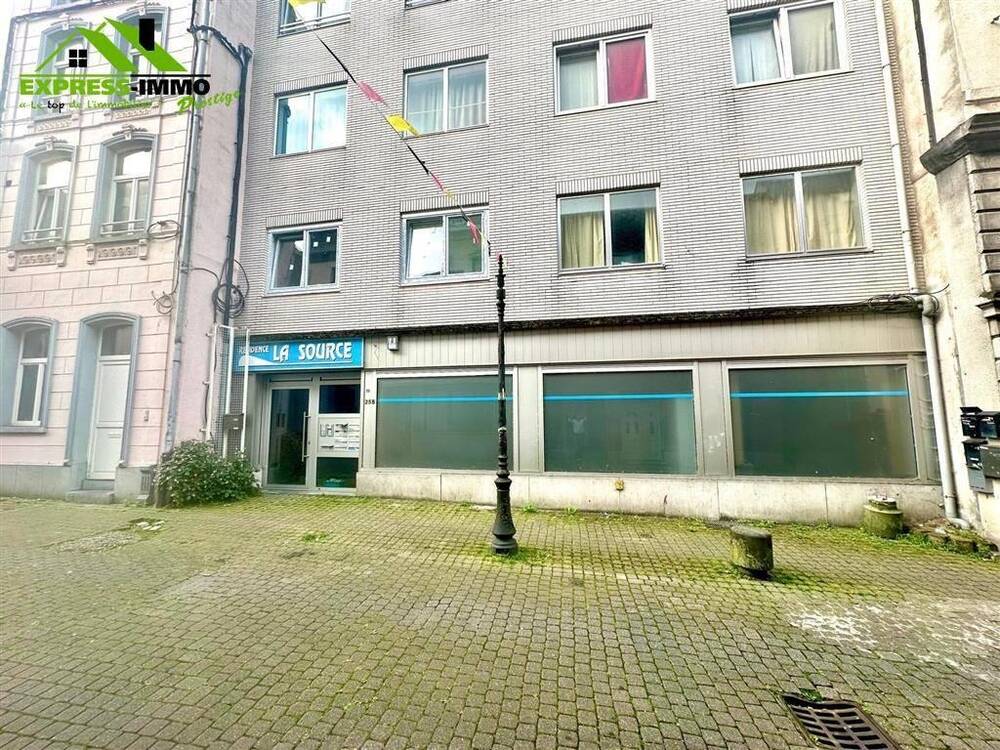 Commerce à vendre à Fontaine-l'Evêque 6140 79000.00€  chambres m² - annonce 168027