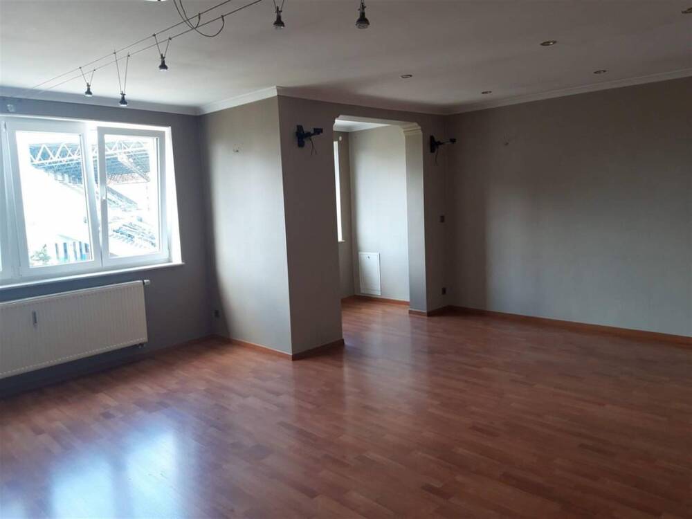 Appartement à louer à Charleroi 6000 675.00€ 2 chambres m² - annonce 195027