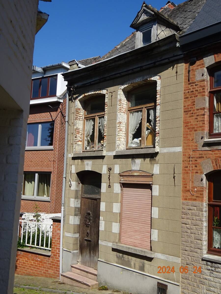 Maison à vendre à Mons 7000 90000.00€ 2 chambres m² - annonce 203477