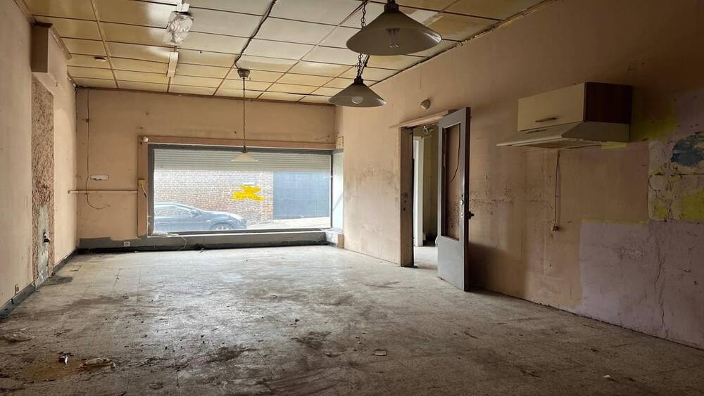 Maison à vendre à Marchienne-au-Pont 6030 90000.00€ 5 chambres 262.00m² - annonce 201601