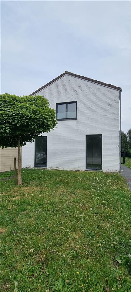 Maison à louer à Ghlin 7011 1651.96€ 4 chambres 207.00m² - annonce 220372