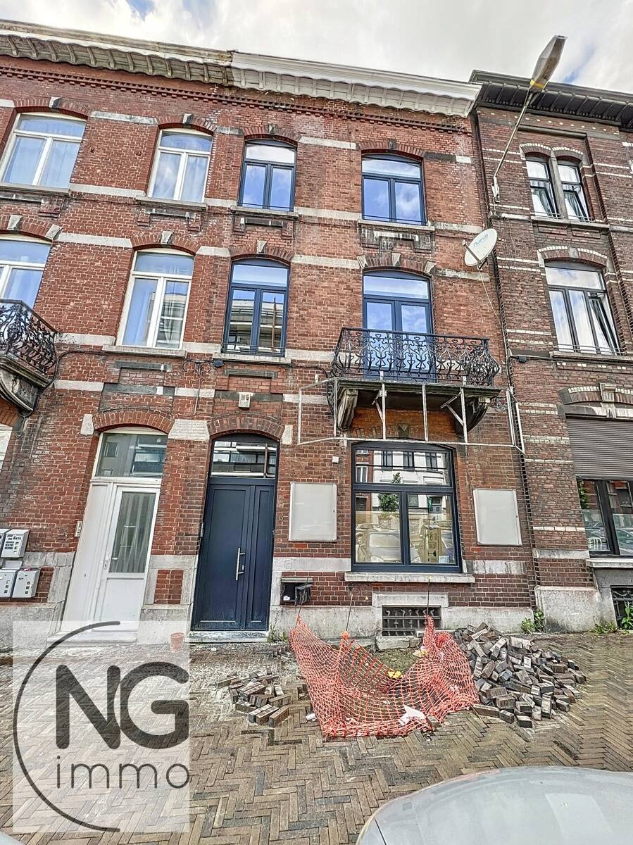 Commerce à louer à Charleroi 6000 1000.00€  chambres 67.00m² - annonce 225764