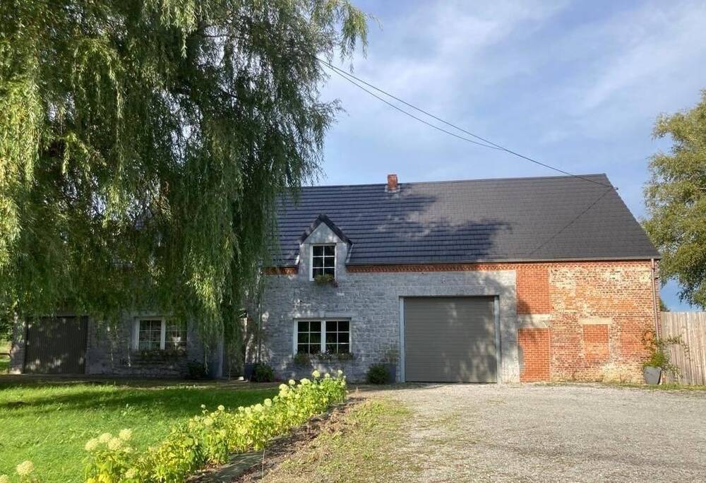 Maison à vendre à Momignies 6590 229000.00€ 5 chambres 200.00m² - annonce 249459