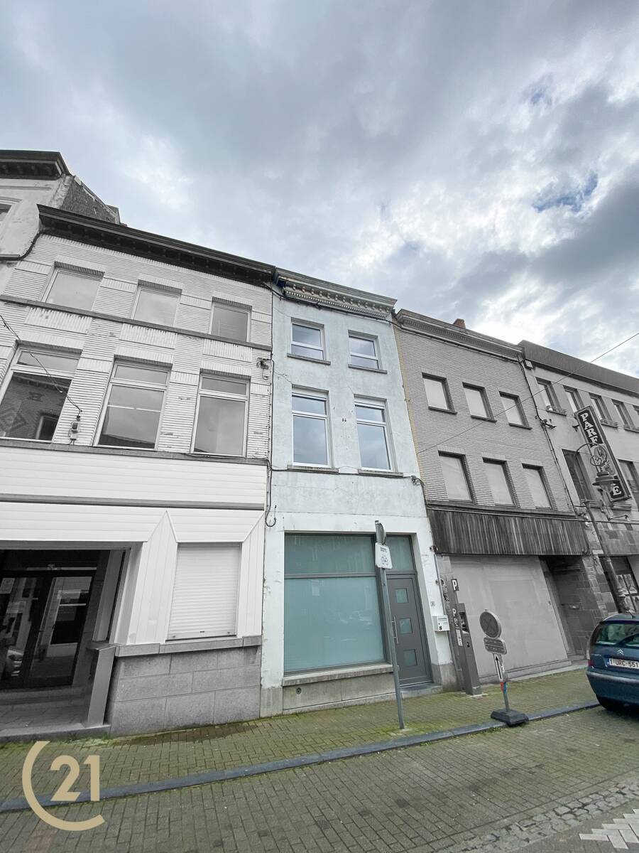 Maison à vendre à Leuze-en-Hainaut 7900 370000.00€ 6 chambres 268.00m² - annonce 260874