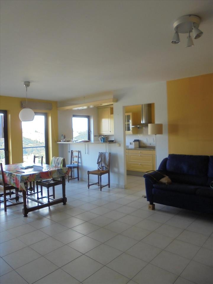 Appartement à vendre à Thuin 6530 220000.00€ 2 chambres m² - annonce 267103