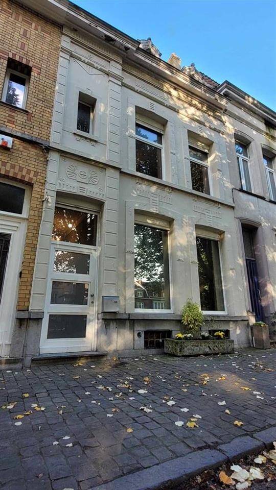 Maison à vendre à Tournai 7500 275000.00€ 3 chambres 239.00m² - annonce 273082