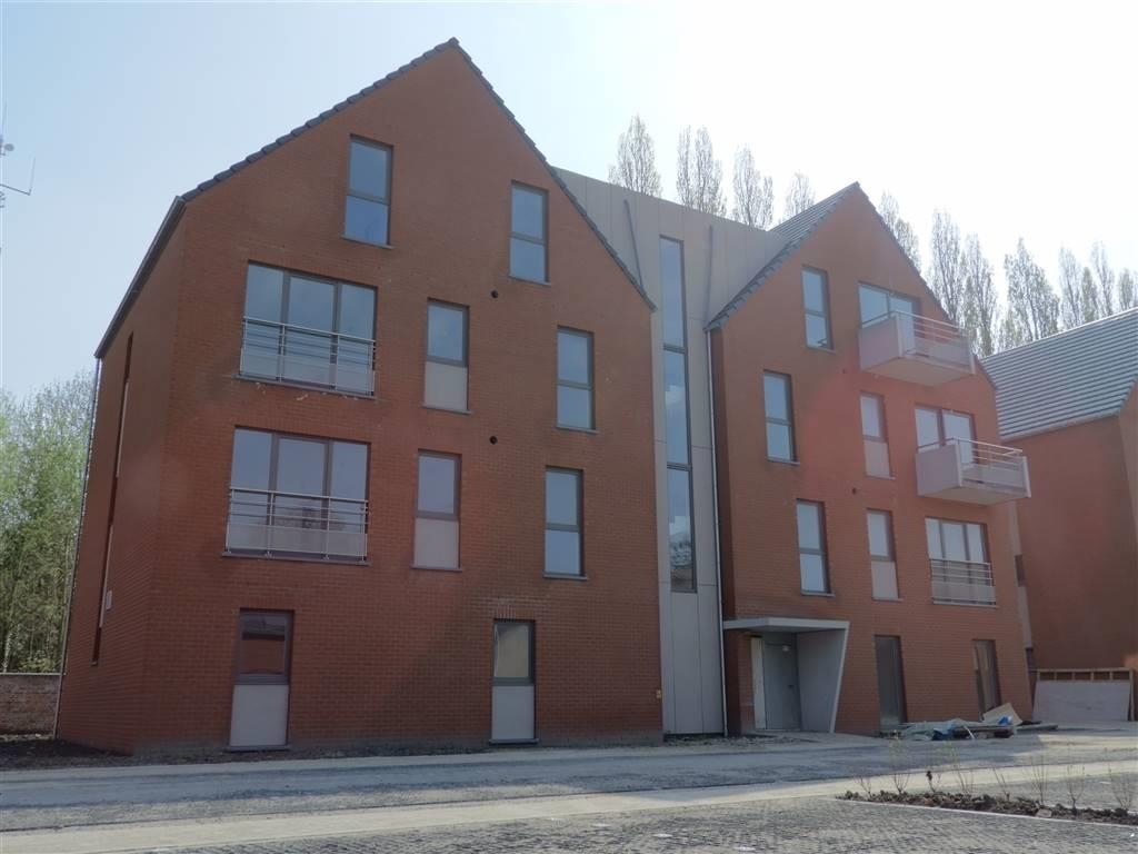 Appartement à  à Leuze-en-Hainaut 7900 775.00€ 2 chambres 77.00m² - annonce 273160