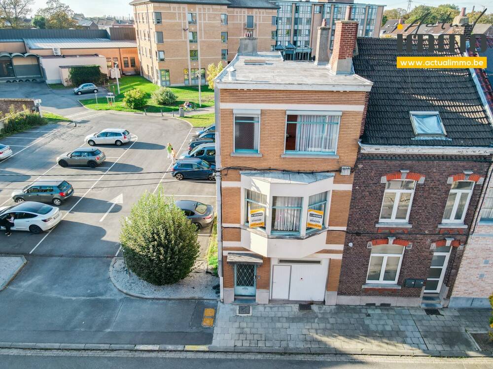 Maison à vendre à La Louvière 7100 169000.00€ 3 chambres 218.00m² - annonce 284414