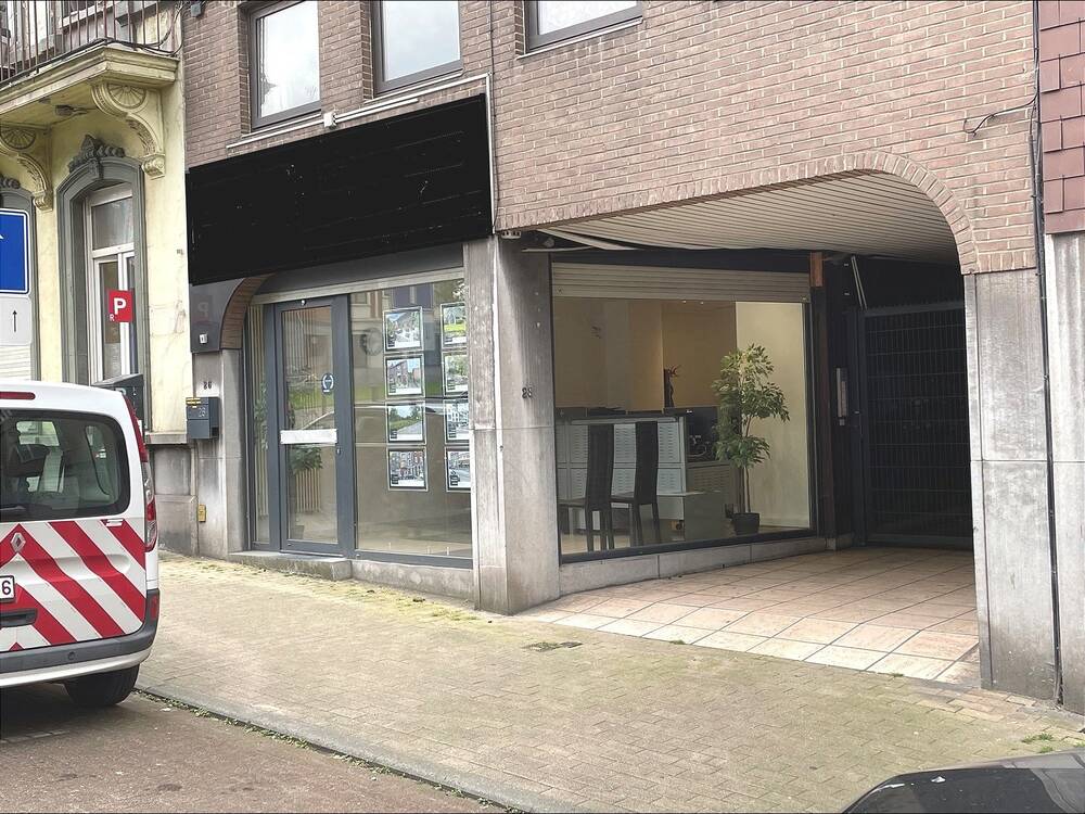 Commerce à vendre à Charleroi 6000 80000.00€  chambres 70.00m² - annonce 285701