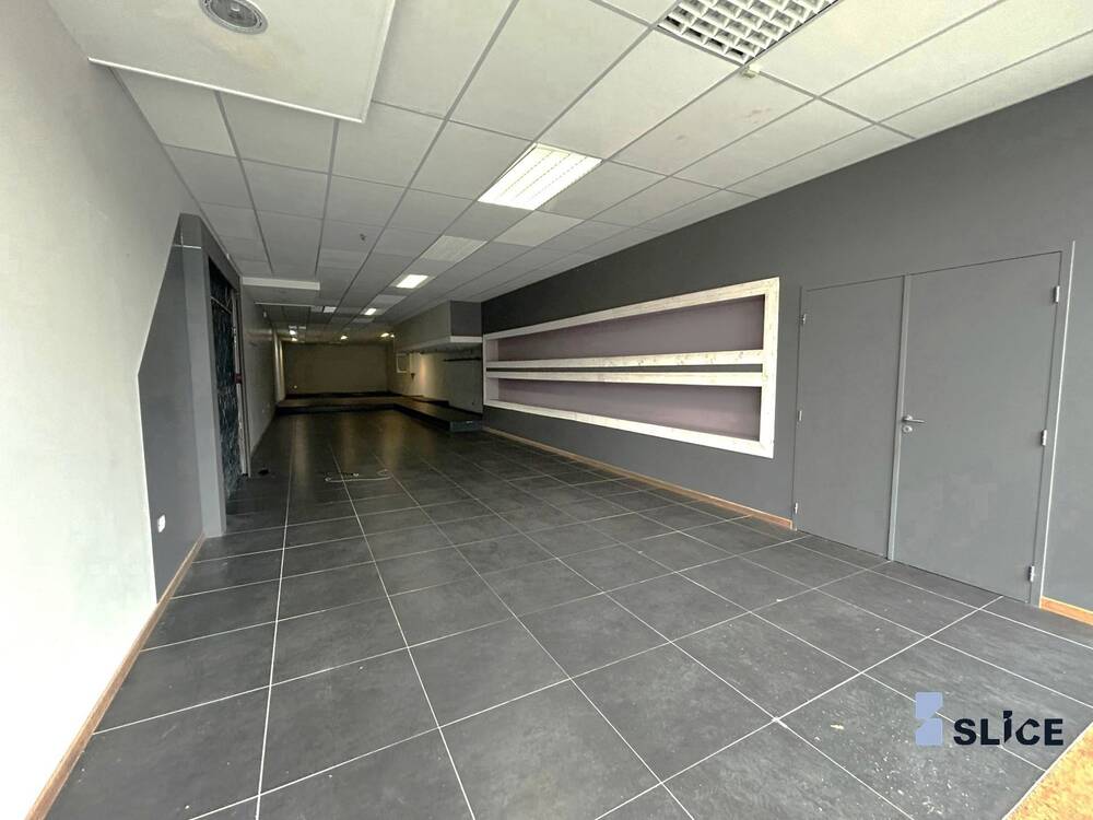 Commerce à louer à Mons 7000 1917.00€  chambres 200.00m² - annonce 287656