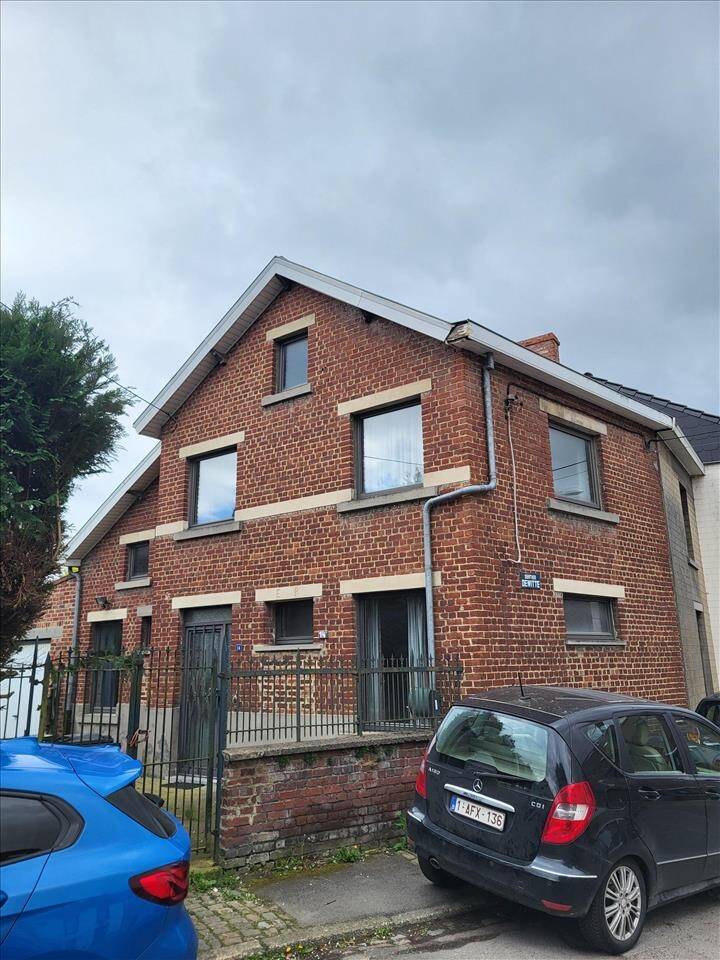 Maison à vendre à Trazegnies 6183 125000.00€ 3 chambres m² - annonce 287763