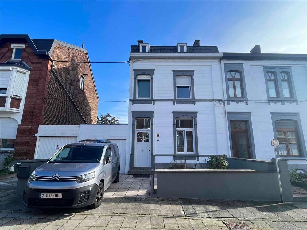 Maison à vendre à Roux 6044 230000.00€ 6 chambres 235.00m² - annonce 289199