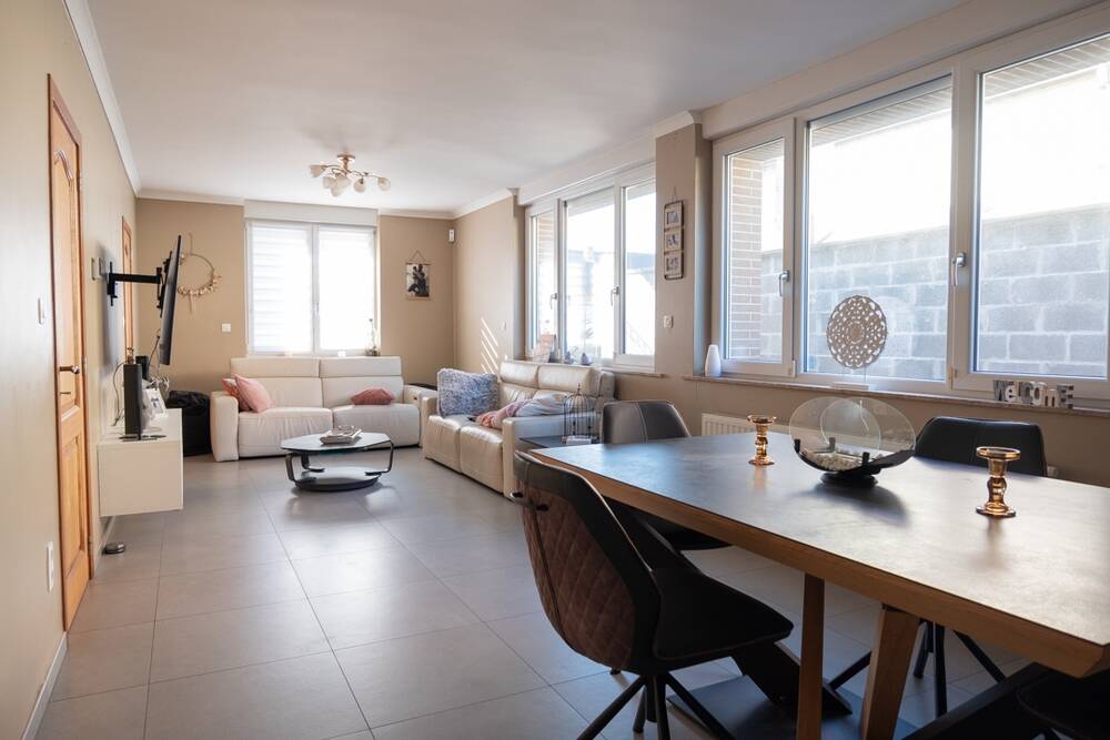 Maison à vendre à Froyennes 7503 339000.00€ 4 chambres 218.00m² - annonce 289590