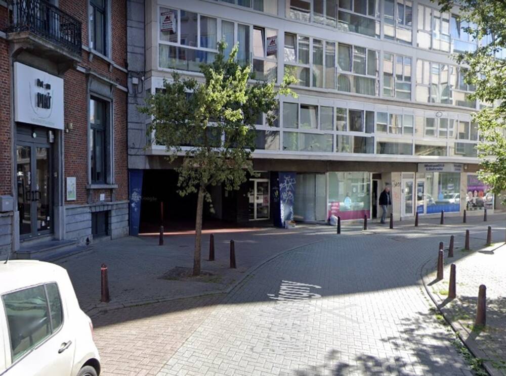 Parking / garage à louer à Charleroi 6000 100.00€  chambres m² - annonce 291106