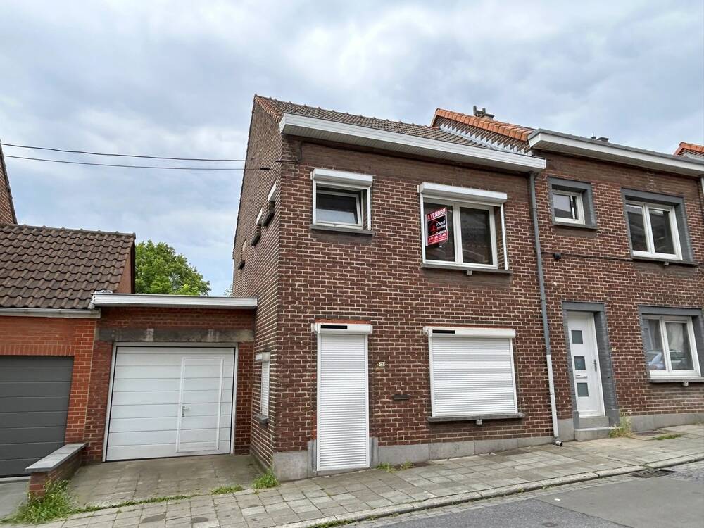 Maison à vendre à Charleroi 6000 115000.00€ 2 chambres 148.00m² - annonce 291445