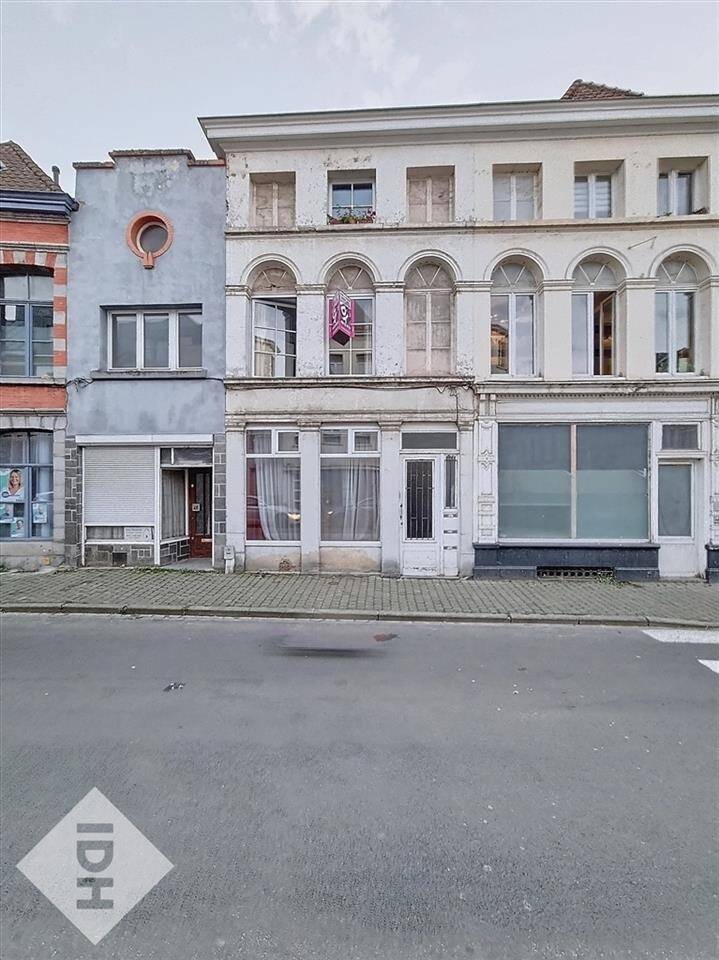 Maison à vendre à Tournai 7500 199000.00€ 5 chambres 309.00m² - annonce 291928