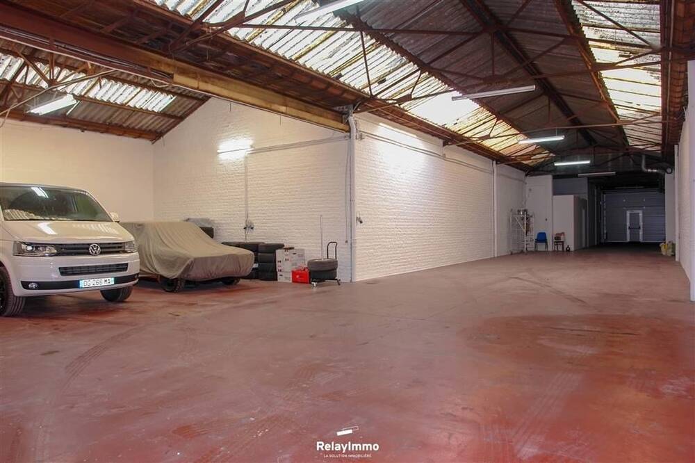 Parking / garage à vendre à Tournai 7500 215000.00€  chambres 320.00m² - annonce 292172