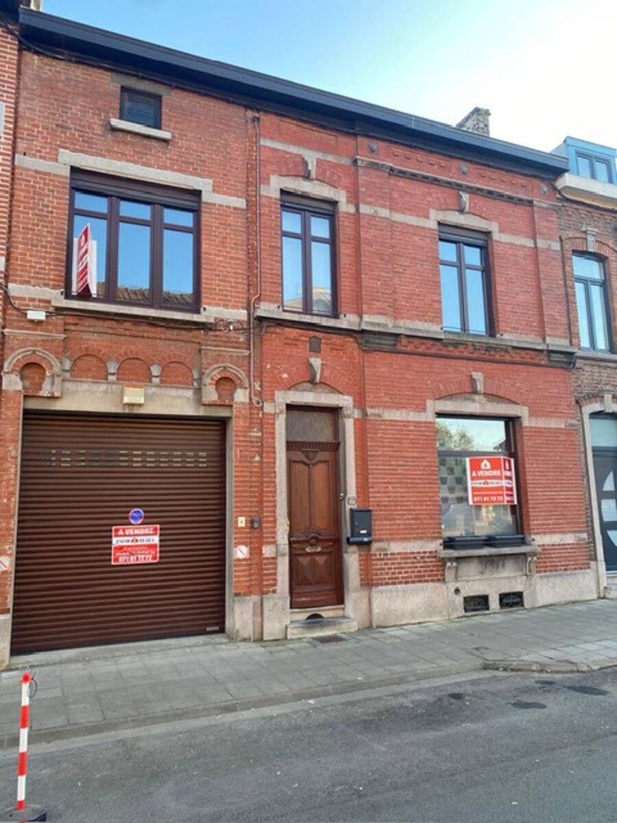 Maison à vendre à Châtelet 6200 249000.00€ 4 chambres 160.00m² - annonce 300751