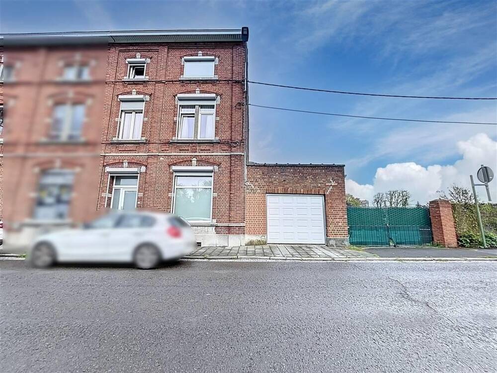 Maison à vendre à Châtelet 6200 235000.00€ 6 chambres 227.00m² - annonce 304752