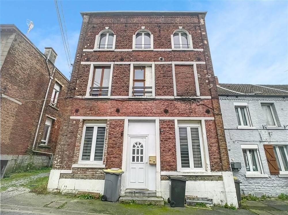 Maison à vendre à Erquelinnes 6560 85000.00€ 5 chambres 167.00m² - annonce 304663