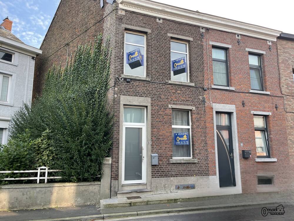 Maison à vendre à Houdeng-Goegnies 7110 115000.00€ 2 chambres 104.00m² - annonce 305581