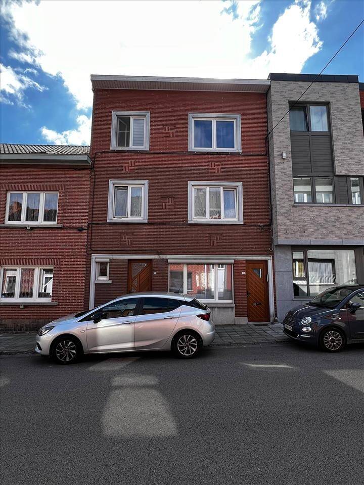 Immeuble de rapport - Immeuble à appartement à vendre à Montignies-sur-Sambre 6061 265000.00€ 5 chambres m² - annonce 306433