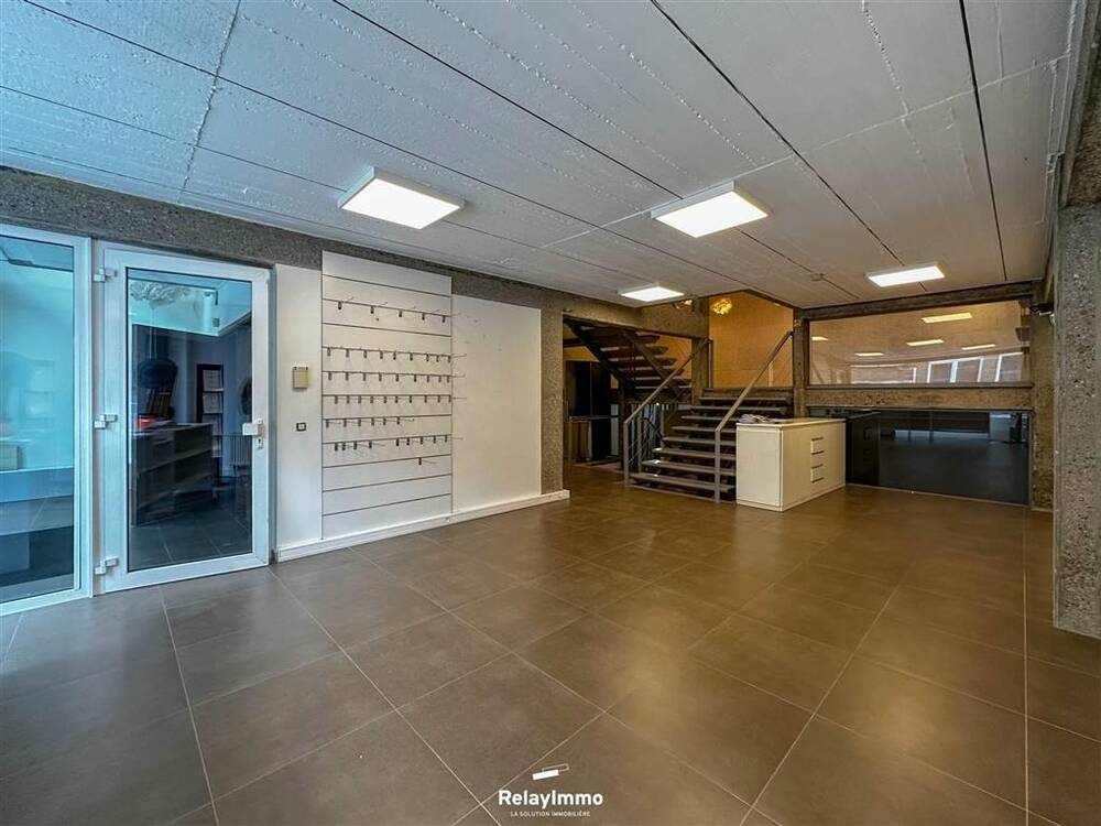 Commerce à louer à Tournai 7500 1400.00€  chambres 320.00m² - annonce 309490