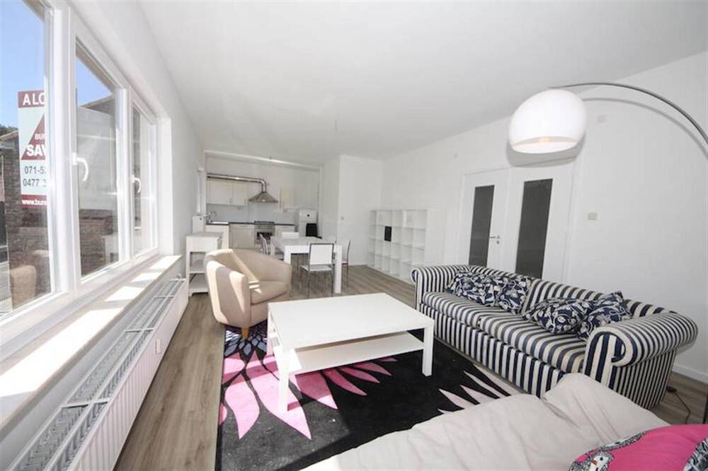 Appartement à  à Couillet 6010 825.00€ 3 chambres 95.00m² - annonce 309305