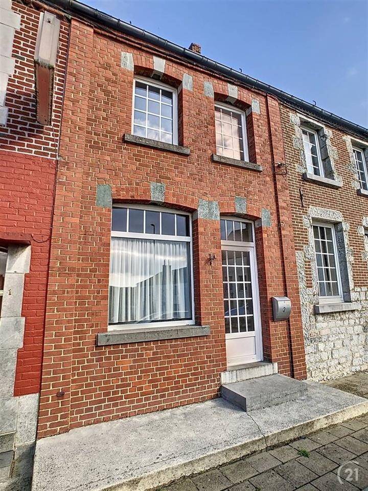 Maison à louer à Rance 6470 670.00€ 2 chambres 95.00m² - annonce 309911