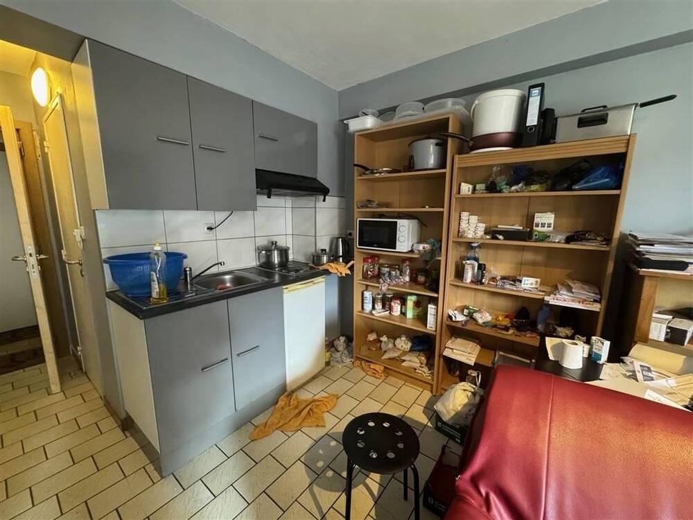 Appartement à vendre à Charleroi 6000 65000.00€  chambres 31.50m² - annonce 311555