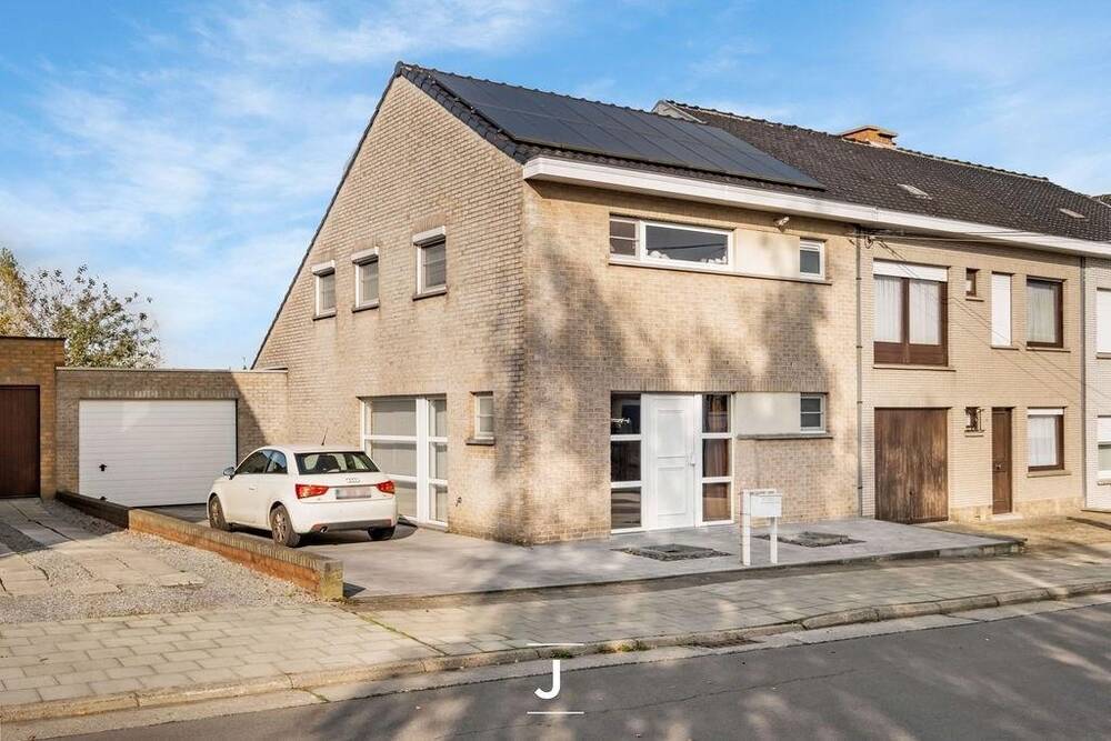 Maison à vendre à Mouscron 7700 309000.00€ 3 chambres 144.00m² - annonce 312492