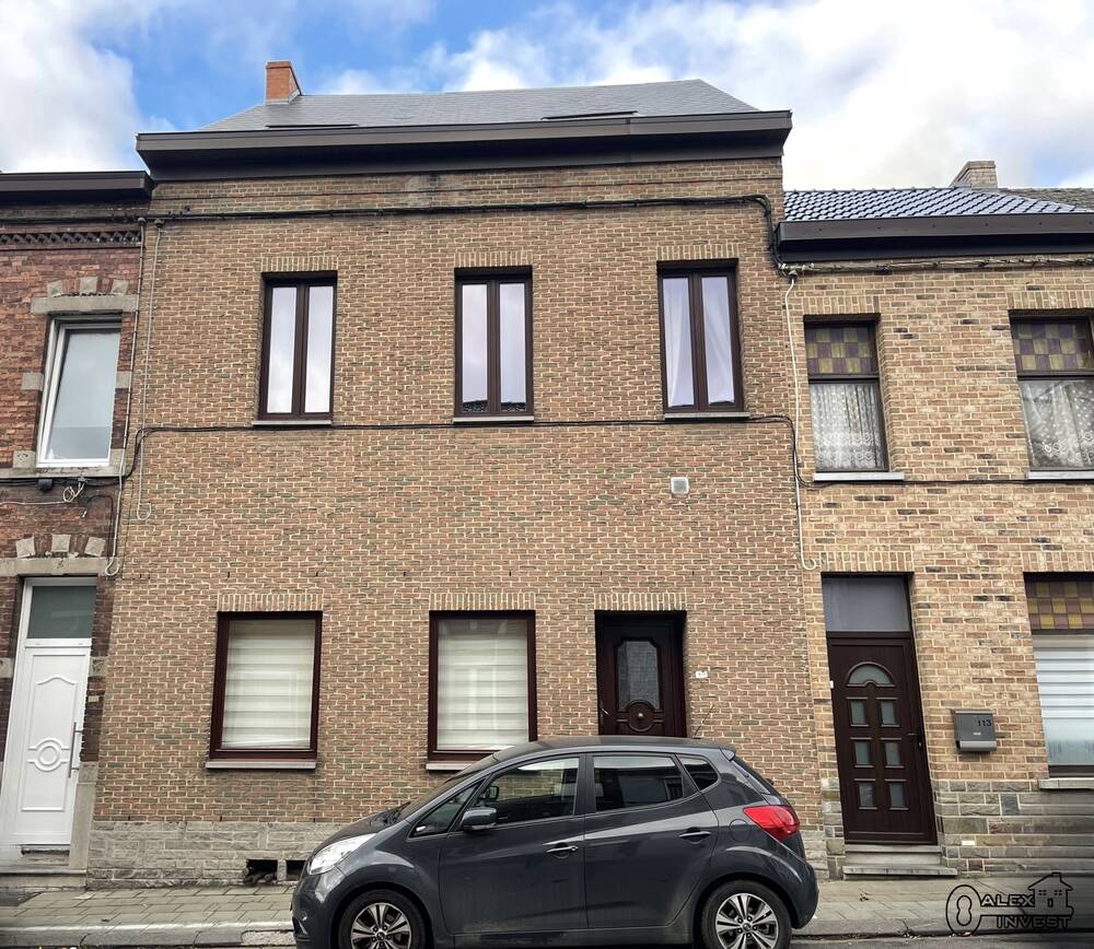 Maison à vendre à La Louvière 7100 275000.00€ 5 chambres 261.00m² - annonce 313079