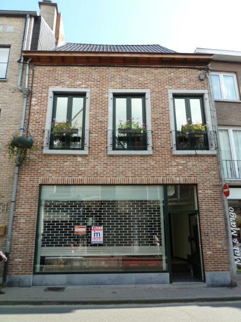 Commerce à louer à Enghien 7850 900.00€  chambres 103.00m² - annonce 313466