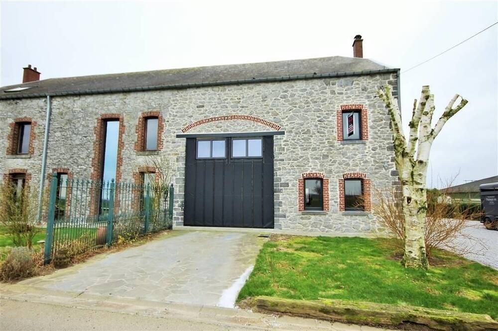 Maison à louer à Bourlers 6464 795.00€ 2 chambres 189.00m² - annonce 320049